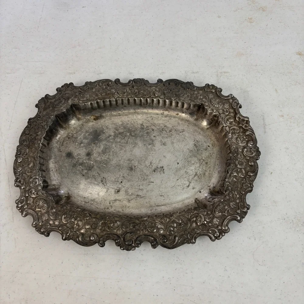 Vintage Victor Silver Co Quadruple Plate 1004½ Silverplate Vanity Serving Tray
